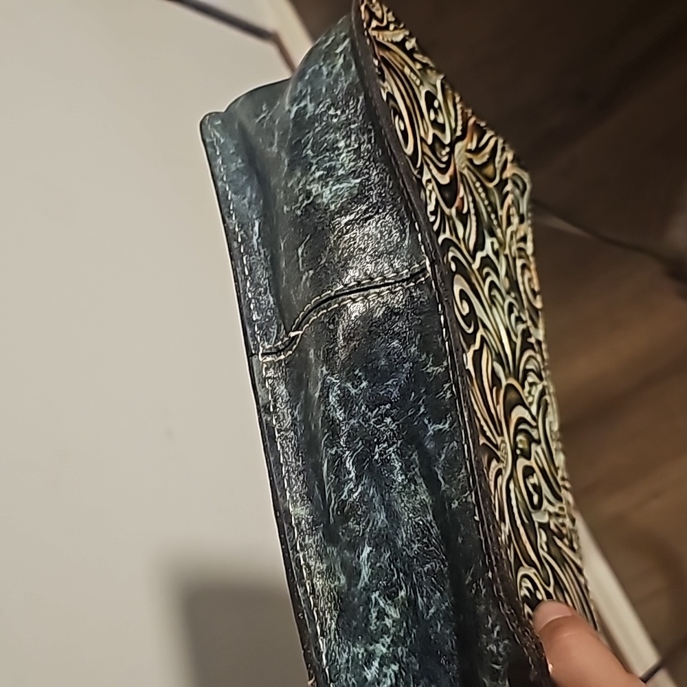 NWOT Patricia Nash granada turquoise tooled leather crossbody purse - Picture 8 of 12